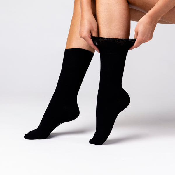 3 Pairs Ladies Bamboo Socks - Black