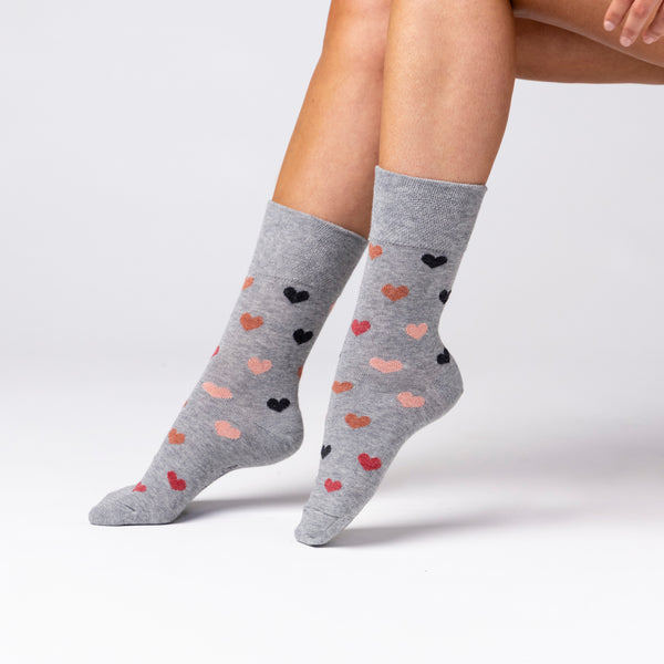 3 Pairs Ladies Cotton Socks - Queen Of Hearts