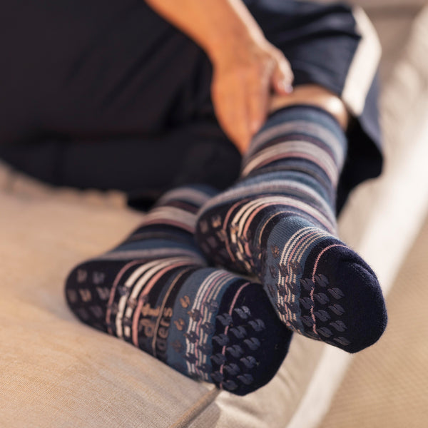 1 Pair Ladies Raynaud's Thermal Slipper Socks - Navy Stripe