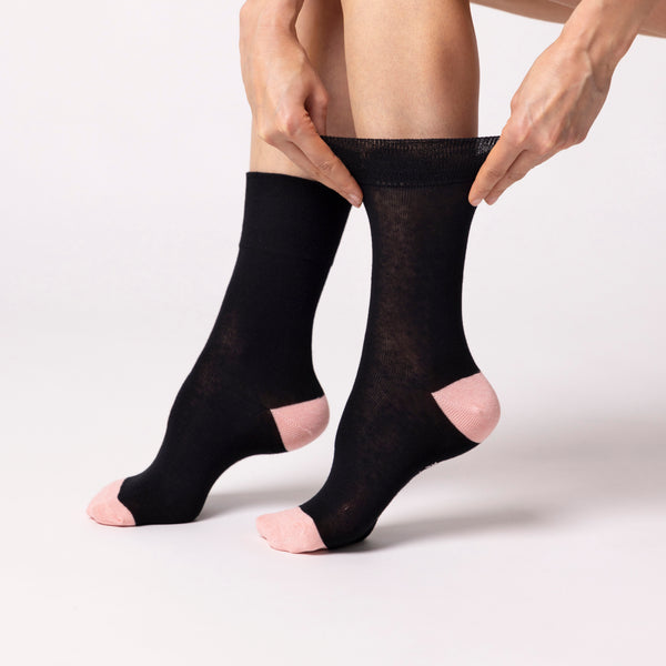 3 Pairs Ladies Seclude Contrast Heel Socks - Black