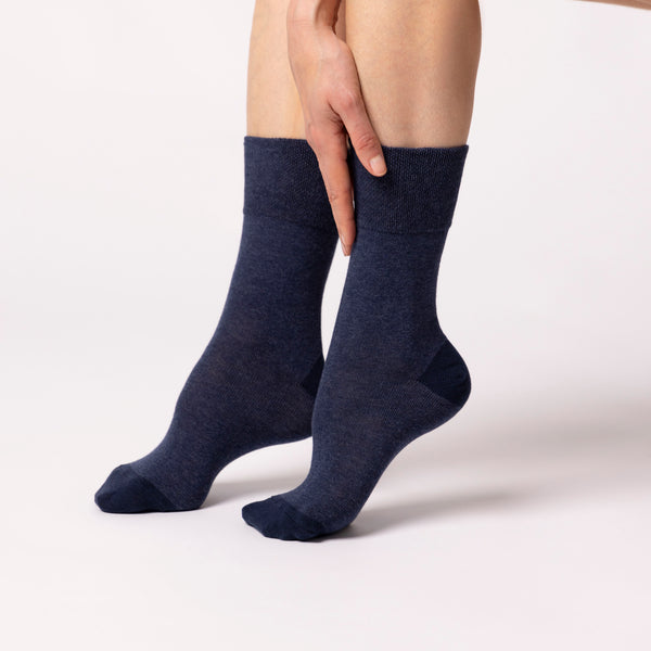 3 Pairs Ladies Seclude Contrast Heel Socks - Navy