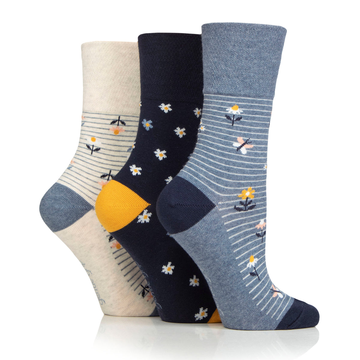 3 Pairs Ladies Cotton Socks - Daisies And Butterflies