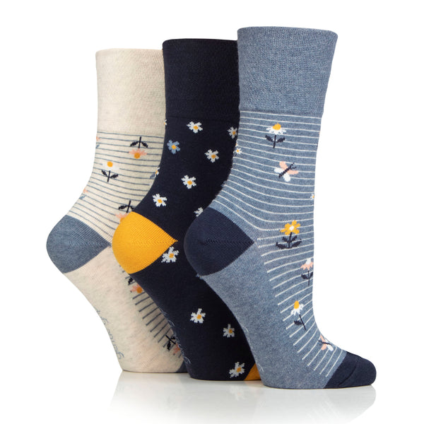 3 Pairs Ladies Cotton Socks - Daisies And Butterflies