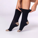 Load image into Gallery viewer, 3 Pairs Ladies Heel &amp; Toe Cotton Socks - Black and Mauve
