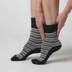 Load and play video in Gallery viewer, 3 Pairs Ladies City Varied Stripe Cotton Socks - Black
