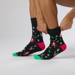 Load and play video in Gallery viewer, 3 Pairs Men's Fun Feet Christmas Socks - Holly Mix
