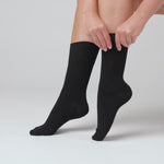 Load and play video in Gallery viewer, 6 Pairs Ladies Bamboo Socks - Black
