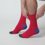 Load and play video in Gallery viewer, 3 Pairs Men's Colourburst  Cotton Socks - Hybrid Blue/Red
