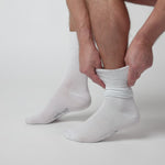 Load and play video in Gallery viewer, 3 Pairs Men's Plain Cotton Socks - White
