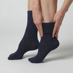 Load and play video in Gallery viewer, 3 Pairs Ladies Plain Cotton Socks - Navy
