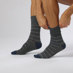 Load and play video in Gallery viewer, 3 Pairs Men's Cotton Socks - Casual Pinstripe
